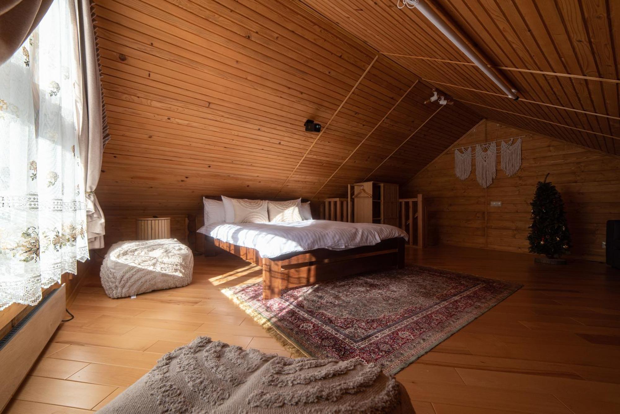Zolota Forel Hotel *